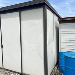 大型倉庫、物置の画像