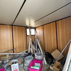 大型倉庫、物置の画像