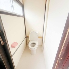 【約20万円サービス！初期費用0円＋5月6月家賃0円】エアコン1台＋壁付けエアコン2台　簡易水洗トイレ　戸建（3LDK）😊【ペット可・外国人・生活保護可】✨ - 不動産