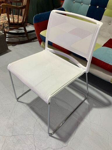 A22③★★Wilkhahn★★ウィルクハーン Alineシリーズ チェア ホワイト エーライン 肘なし メッシュ スタッキング 軽量 通気性 オフィス ラウンジカフェ