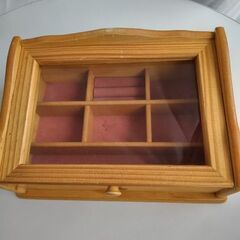 時計、宝石箱の画像