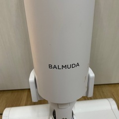 バルミューダ　掃除機　の画像