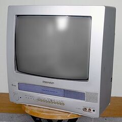 ブラウン管テレビ／14型／シャープ製／通電確認のみ／ビデオ不調