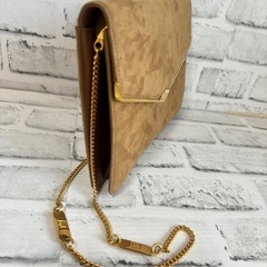 L851Pierre Balmain PARIS/ピエールバルマン チェーンショルダーバッグ スエードレザー パーティバッグ ベージュ の画像