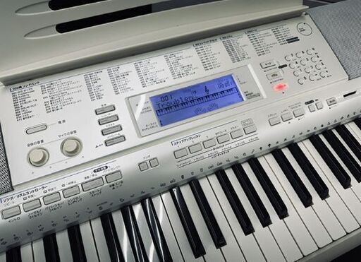 CASIO LK-208 61鍵盤 スタンド付き 光ナビゲーション キーボード 電子