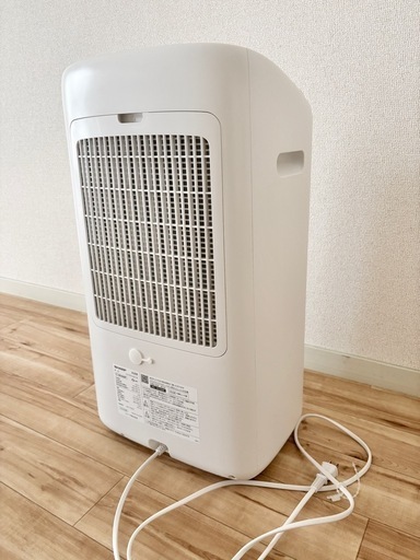 シャープ衣類乾燥除湿機　ハイブリッド式