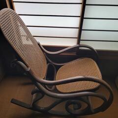 28日まで！ロッキングチェアの画像