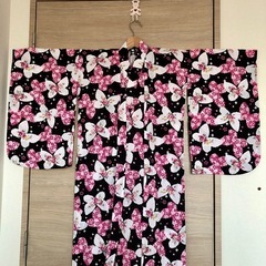 【美品】子供 ゆかた 110 女の子 ピンク 黒 ブラック 花柄...