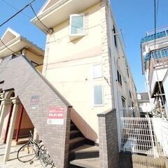 🉐初期費用７万円🙂渋谷へ２３分の東横線大倉山駅徒歩１３分♪築浅ロ...