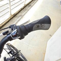 お取引中 【美品】折り畳み自転車 cyma connect ナイトブラック オマケ付きの画像