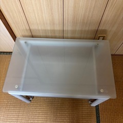テレビ台の画像
