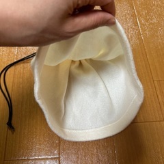 フリース素材　ドローストリング付き　ホワイトの画像