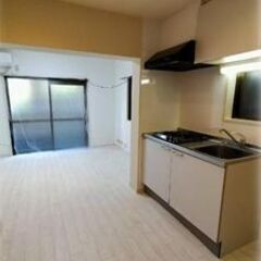 ★新宿エリア・3沿線3駅以上の利用可能★丸の内線『西新宿』駅徒歩４分♪2口コンロ・フローリング・室内洗濯機置場♪ - 賃貸（マンション/一戸建て）