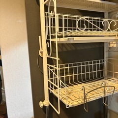 【引き取りは4/26まで】突っ張り式水切りラックの画像
