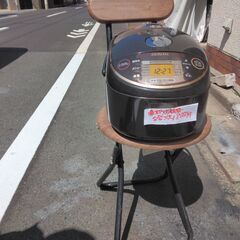 象印：５合炊き：炊飯器：色相：茶：中古良品：テスト済：の画像