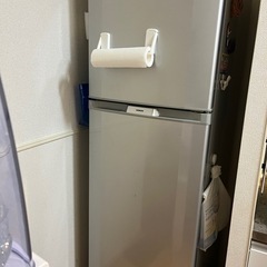 5/4お引き取り来てくれる方HITACHI2ドア冷蔵庫