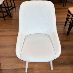 ★値下げしました！★　回転式ダイニングチェア　大人かわいい　ホワイト