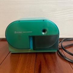 電動えんぴつ削り