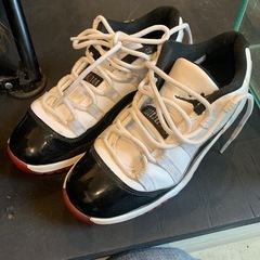 ジョーダン11low シカゴ