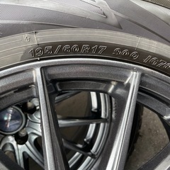 スタッドレスタイヤ　195/60R17　の画像