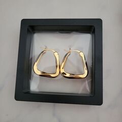 【未使用】フープピアス ゴールドの画像