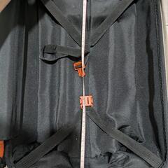 イノベーター　スーツケースの画像