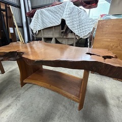 1枚板 テーブルの画像