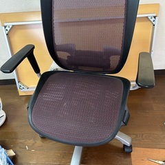 メッシュチェア