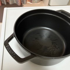 ストウブ22cm 黒の画像
