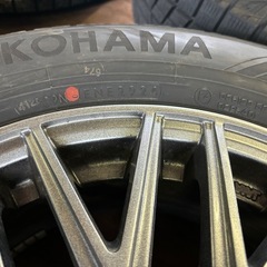 スタッドレスタイヤの画像