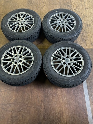 スタッドレスタイヤ