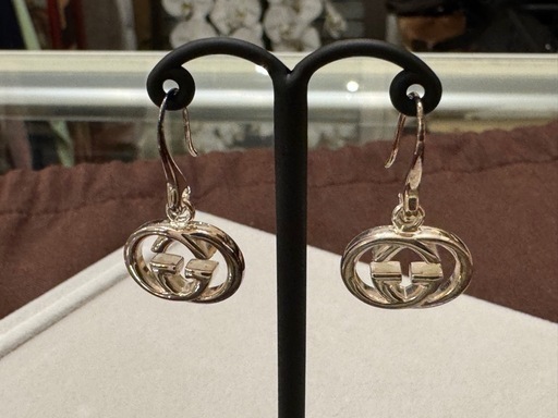 GUCCI グッチ　GGマーク　ピアス