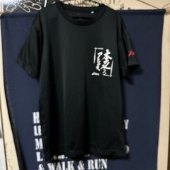 アシックス