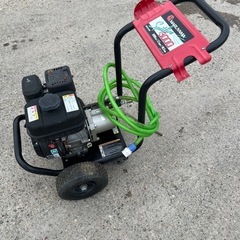 エンジン付きハイプレッシャー洗車機の画像