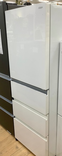 AQUA（アクア）の4ドア冷蔵庫のご紹介です