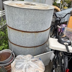 米びつ(ドラム缶) ※電化製品と交換可能(相談で決めます。)の画像