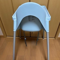 IKEA ハイチェア アンティロープ テーブル付きの画像
