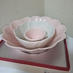 未使用エマーブル フラワーボウルセット花びらの形で収納できるおし...