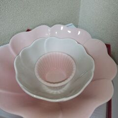 未使用エマーブル フラワーボウルセット花びらの形で収納できるおしゃれな器の画像