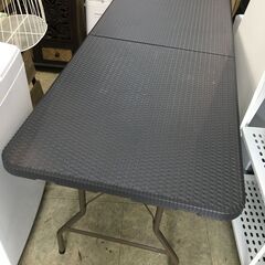折りたたみガーデンテーブル。大きめ