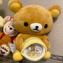 ぬいぐるみ、時計等4点 の画像