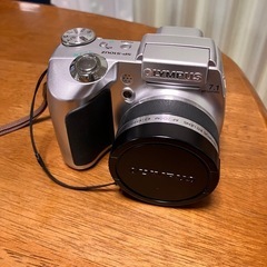 OLYMPUS デジタルカメラ