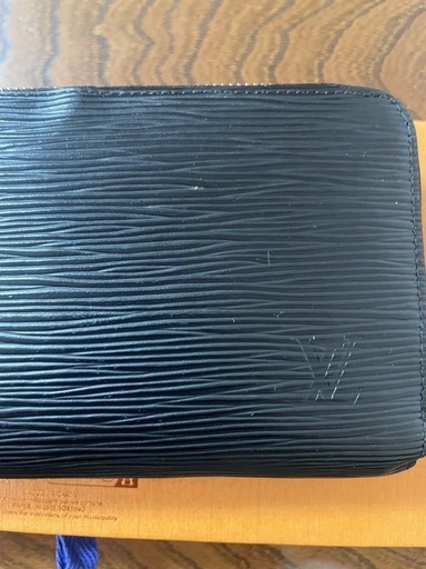 ◆LOUIS VUITTON ◆ ルイヴィトン ジッピーウォレット エピ 長財布