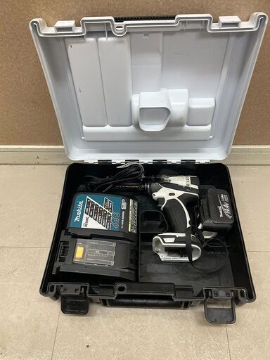 マキタ makita 充電式インパクトドライバ TD134D 本体 バッテリ1本 (D6302atxYM)