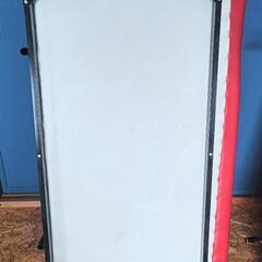 ソファ 赤色の画像