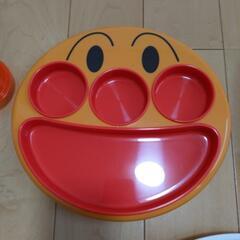 美品★アンパンマン、リラックマ、ハローキティ　子供用ワンプレートの画像