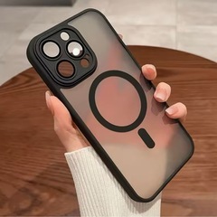 iPhone11ケース　磁気高級マット　半透明鎧耐衝撃ケースの画像