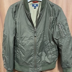 UNIQLO130cmジャンパー