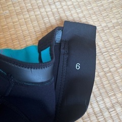 子供用ウェットスーツの画像