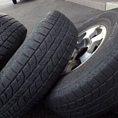 225/80R15　デリカスペースギアに履いてました。の画像